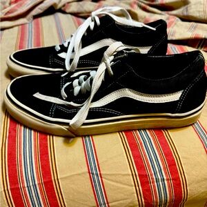 Black and white old school Vans!